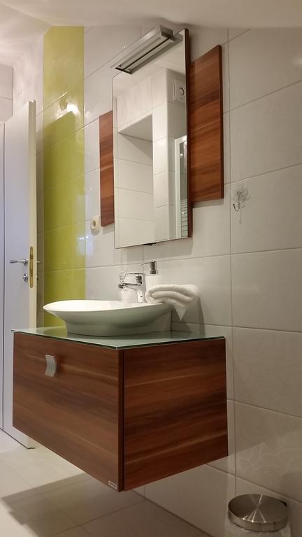 Apartments Sanja Трогір Екстер'єр фото