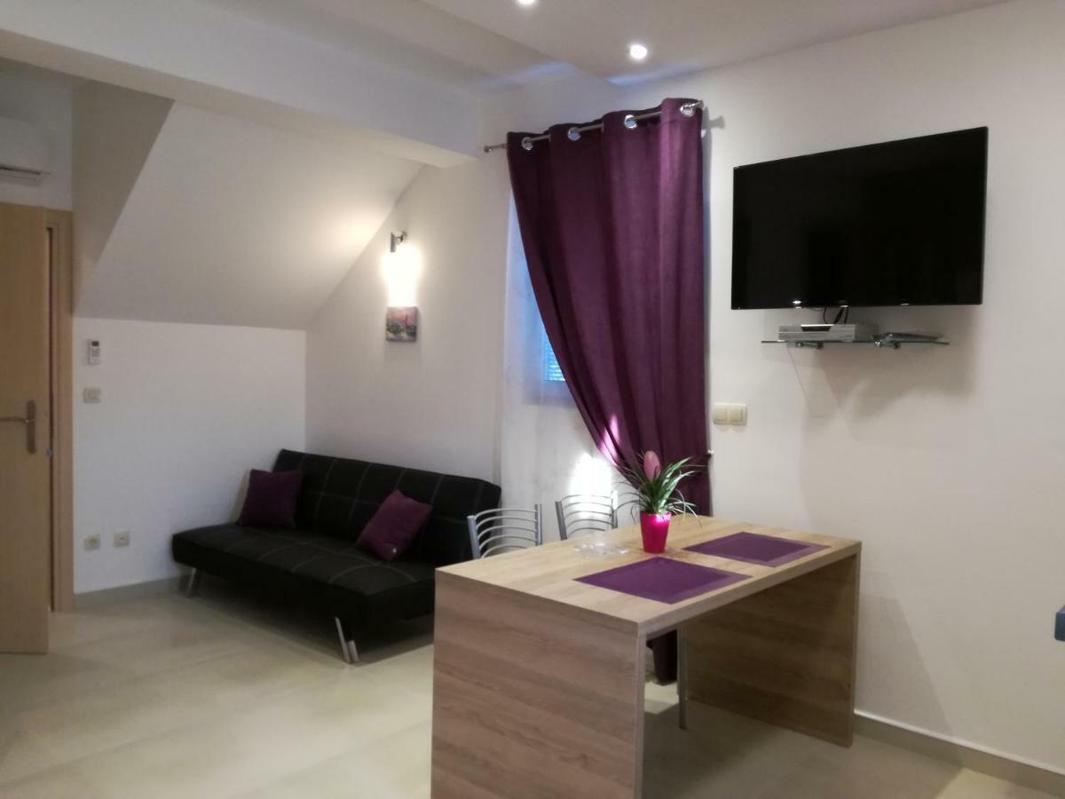 Apartments Sanja Трогір Екстер'єр фото